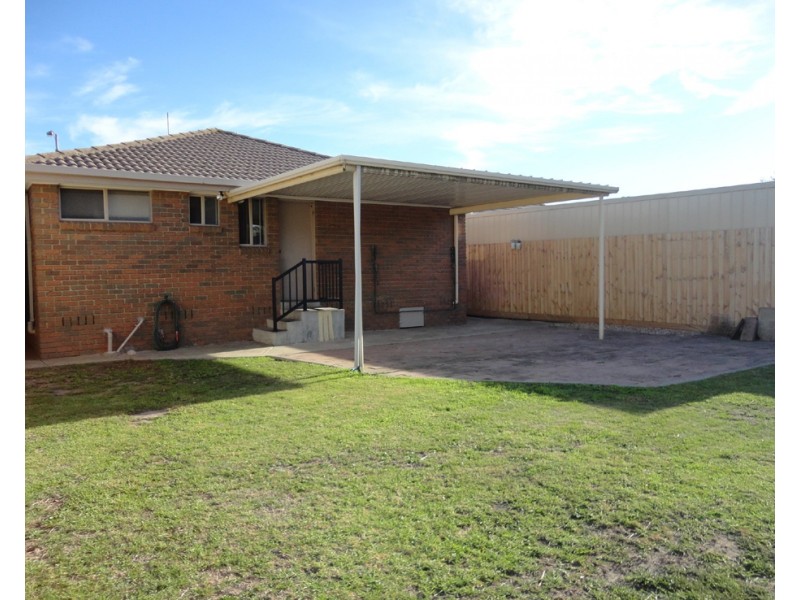 111 Centenary Drive, Mill Park VIC 3082