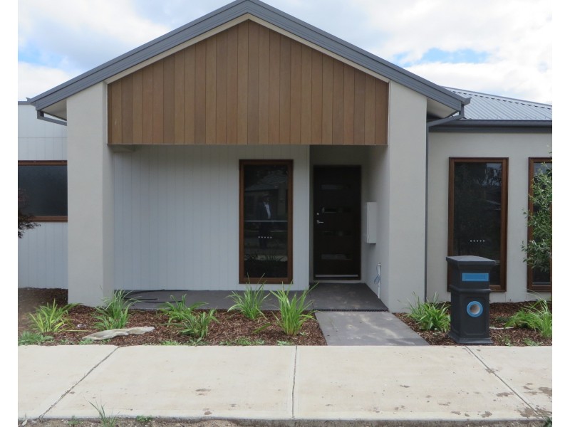 3 Atherton Walk, Doreen VIC 3754