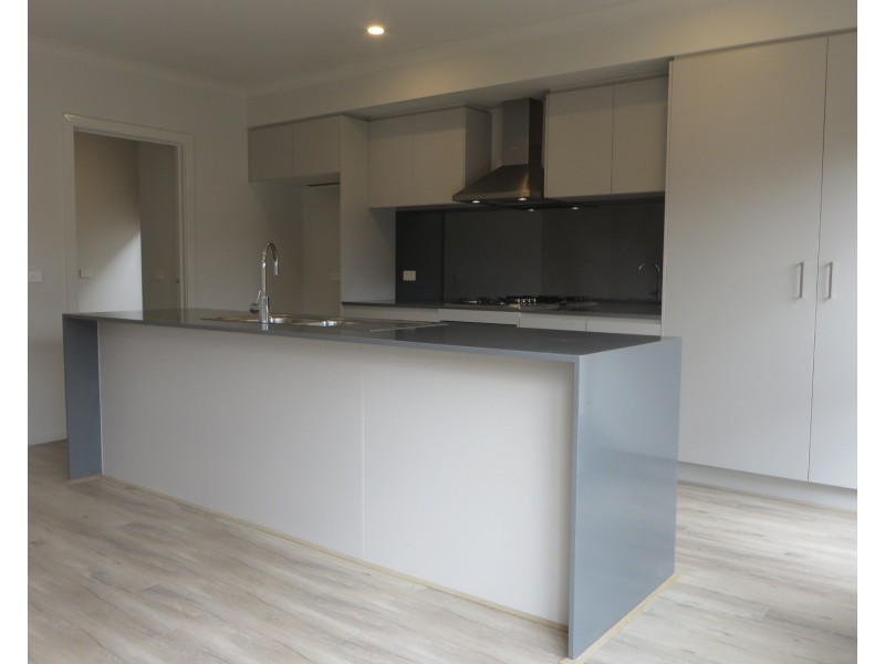 3 Atherton Walk, Doreen VIC 3754