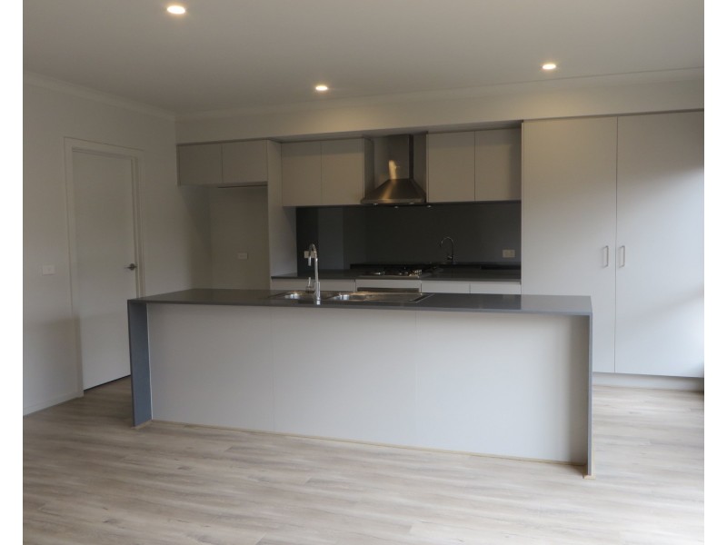 3 Atherton Walk, Doreen VIC 3754