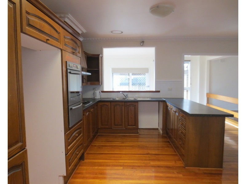 104 Mill Park Drive, Mill Park VIC 3082