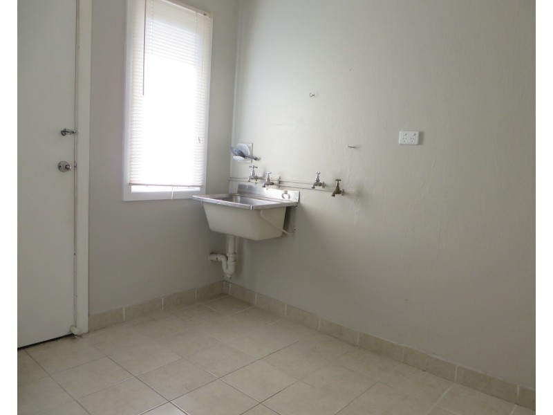 1/24 Nisbett Street, Reservoir VIC 3073