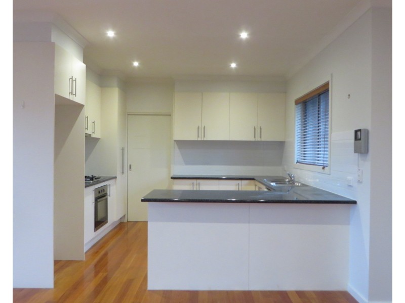 2/84 Maude Avenue, Glenroy VIC 3046