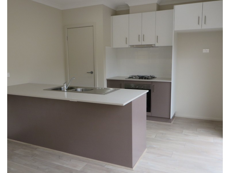 17 College Road, Doreen VIC 3754