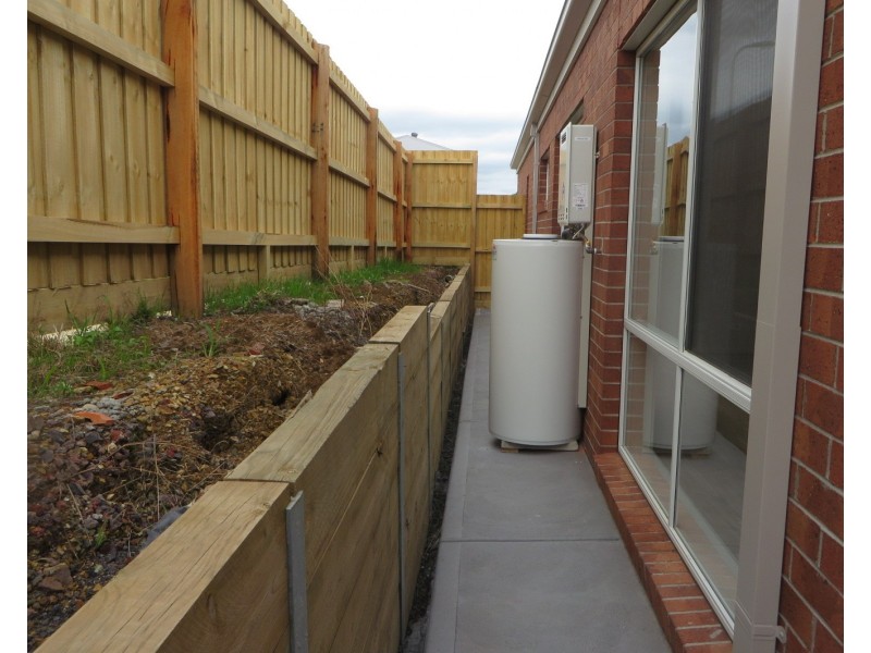 17 College Road, Doreen VIC 3754