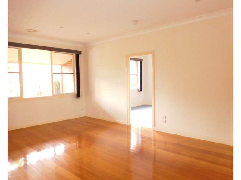 2/56 Alexandra Street, Greensborough VIC 3088