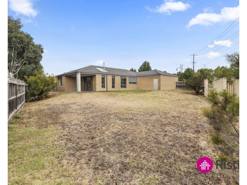 12 Woodridge Crescent, Doreen VIC 3754