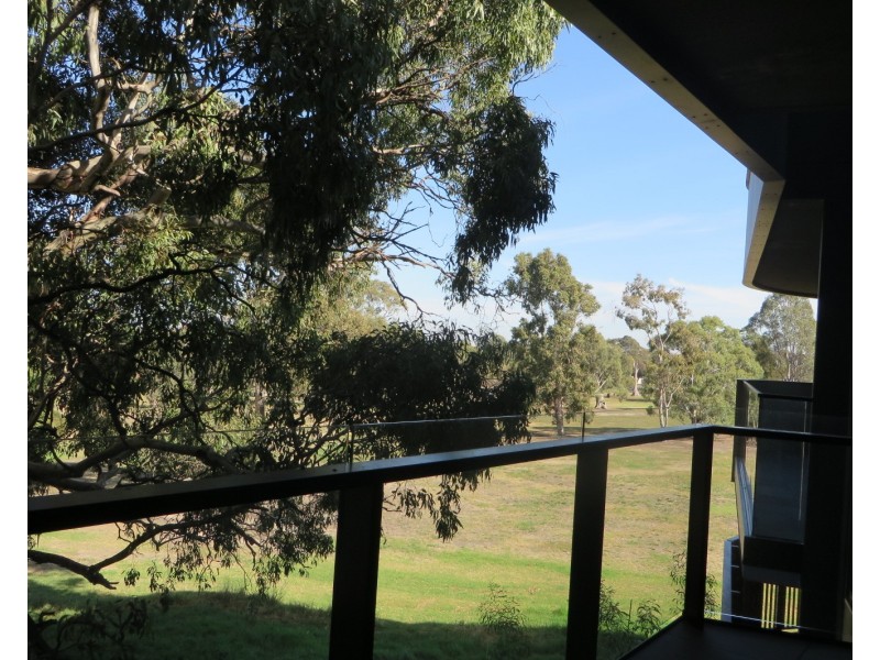 121C/3 Snake Gully Drive, Bundoora VIC 3083