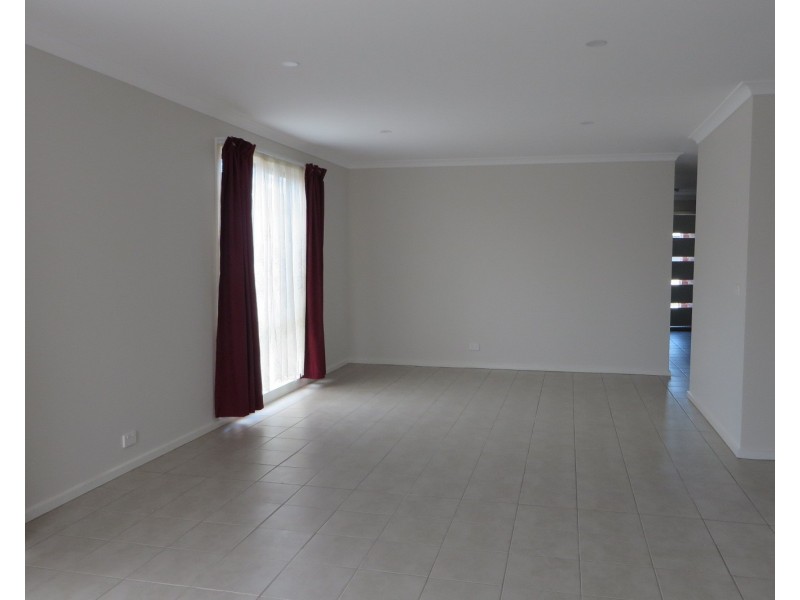 19 Sackville Street, Mernda VIC 3754