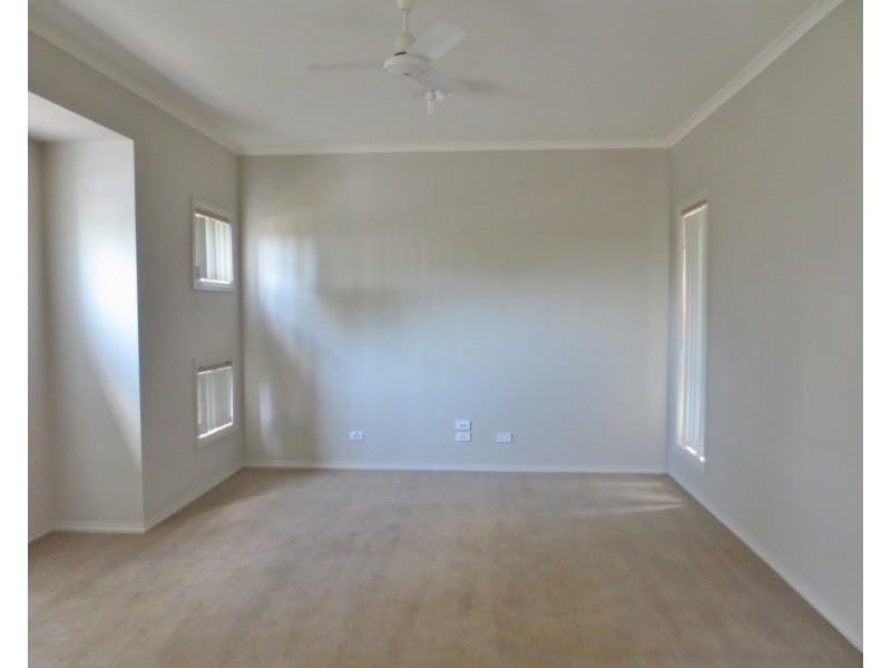 15 Starlight Gardens, Epping VIC 3076