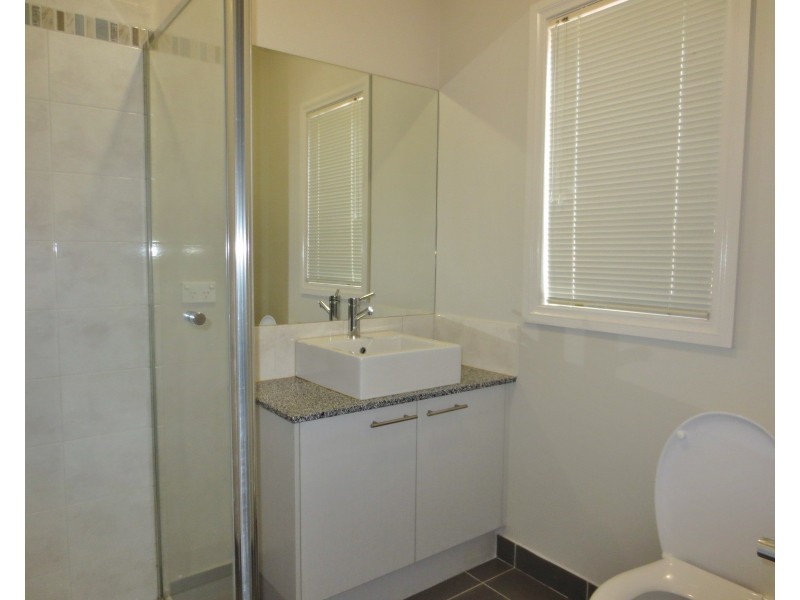 15 Starlight Gardens, Epping VIC 3076