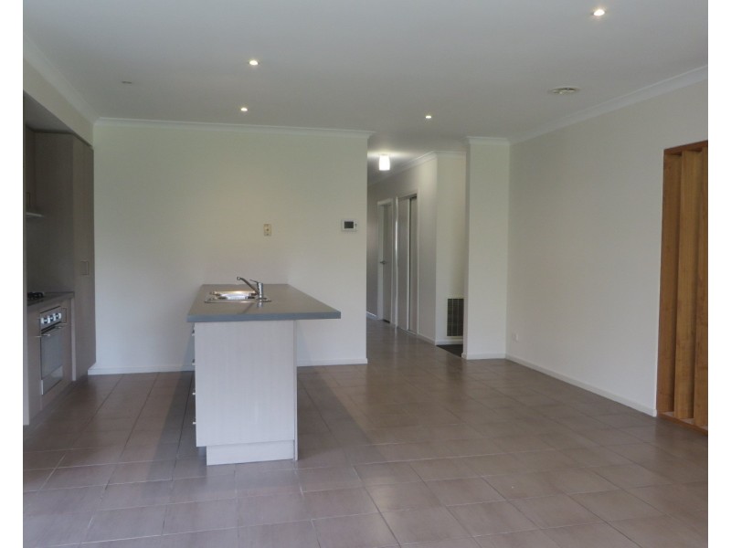 6 Atkinson Close, Point Cook VIC 3030