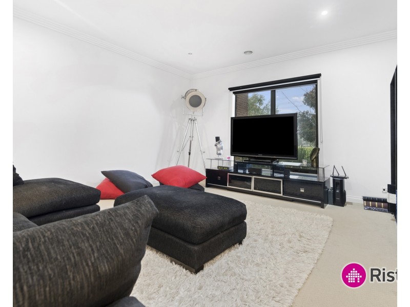 36 Serenity Way, South Morang VIC 3752