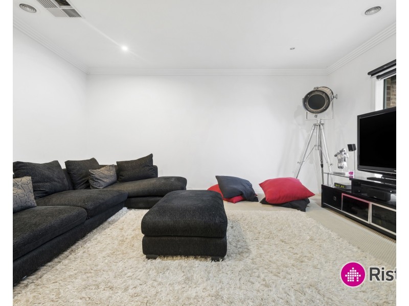 36 Serenity Way, South Morang VIC 3752