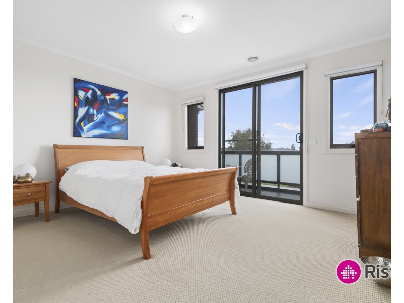 36 Serenity Way, South Morang VIC 3752