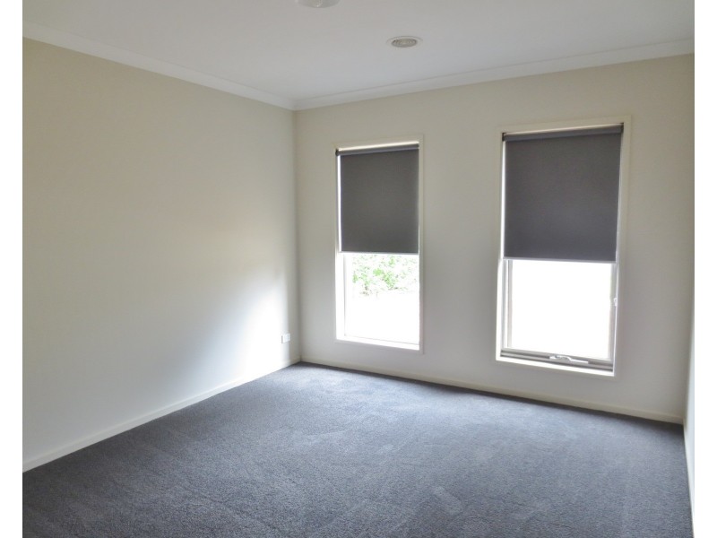 32 Pearson Road, Mernda VIC 3754