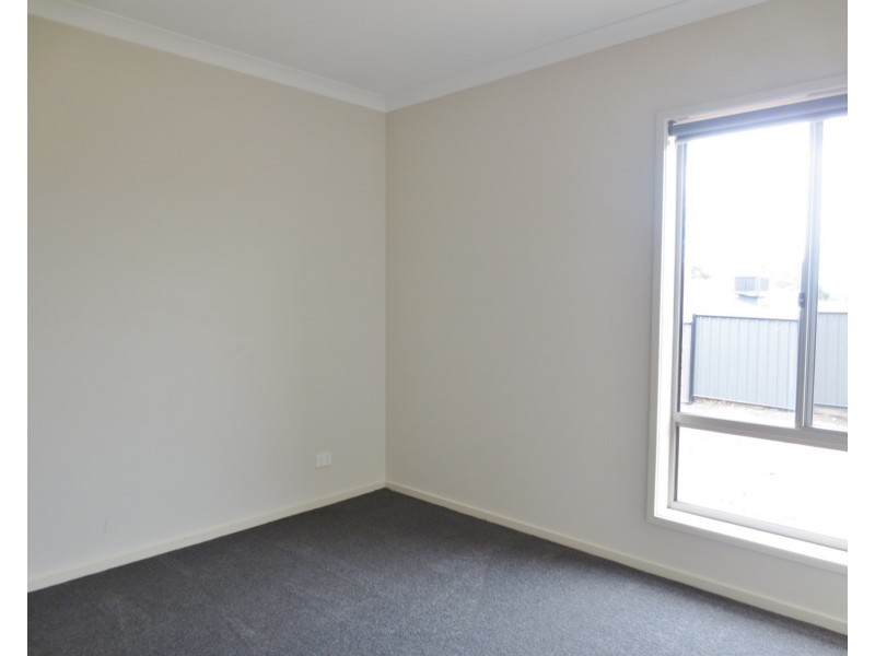 32 Pearson Road, Mernda VIC 3754