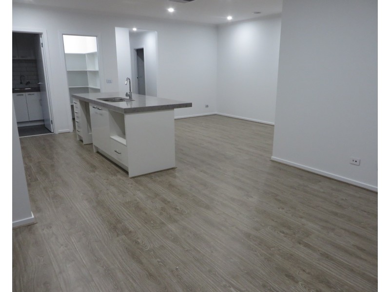 37 Fadaro Street, Kalkallo VIC 3064