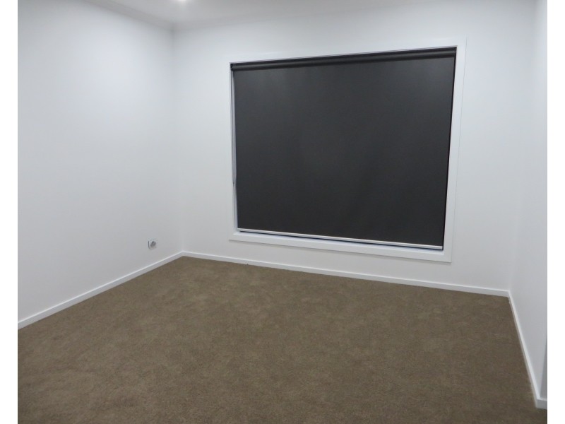 37 Fadaro Street, Kalkallo VIC 3064