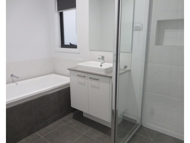 37 Fadaro Street, Kalkallo VIC 3064