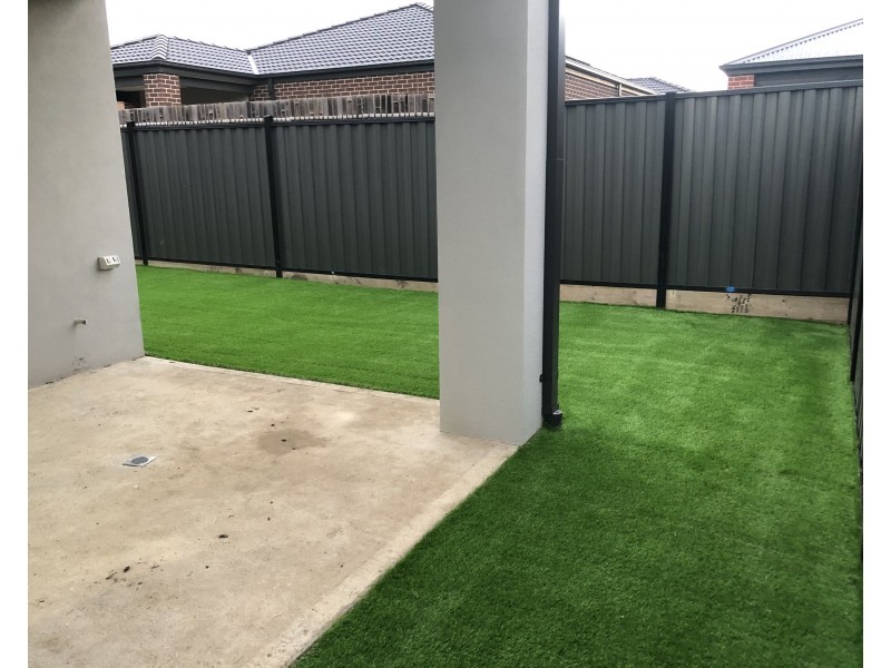 37 Fadaro Street, Kalkallo VIC 3064