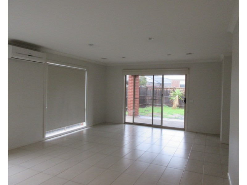 11 Cortona Grange, Mernda VIC 3754