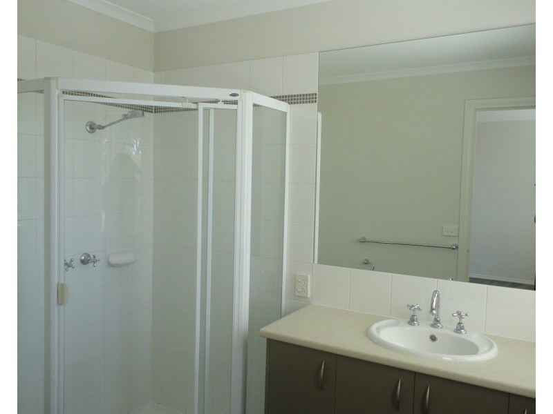 14 Malabar Walk, Bundoora VIC 3083