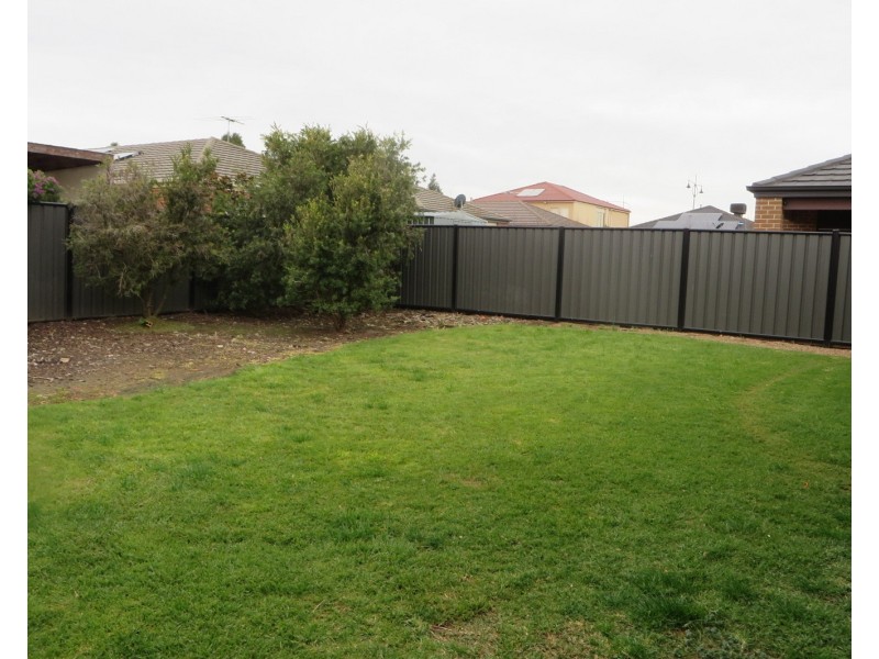 10 Atkinson Close, Point Cook VIC 3030