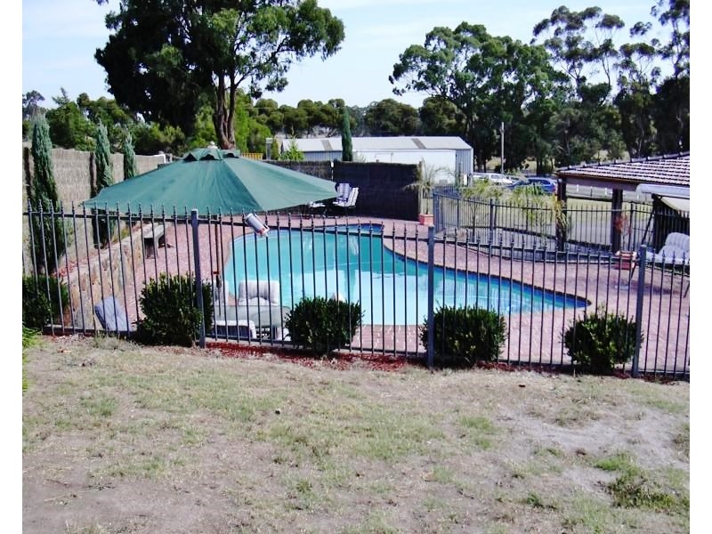 675 Bridge Inn Road, Doreen VIC 3754