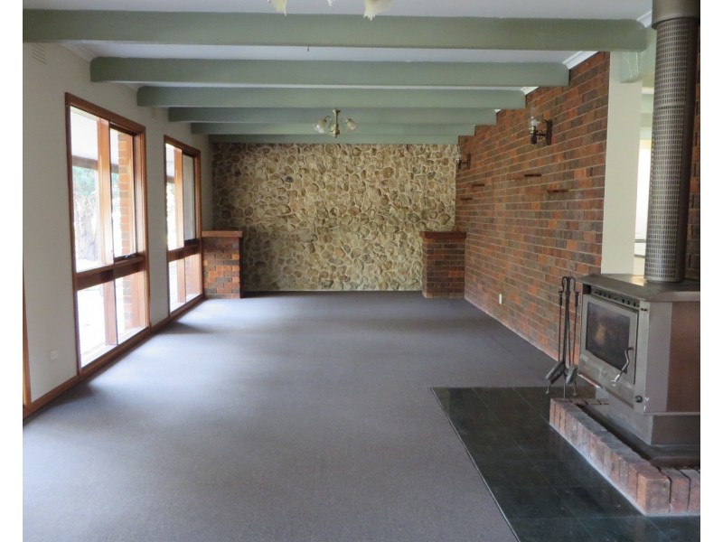 675 Bridge Inn Road, Doreen VIC 3754