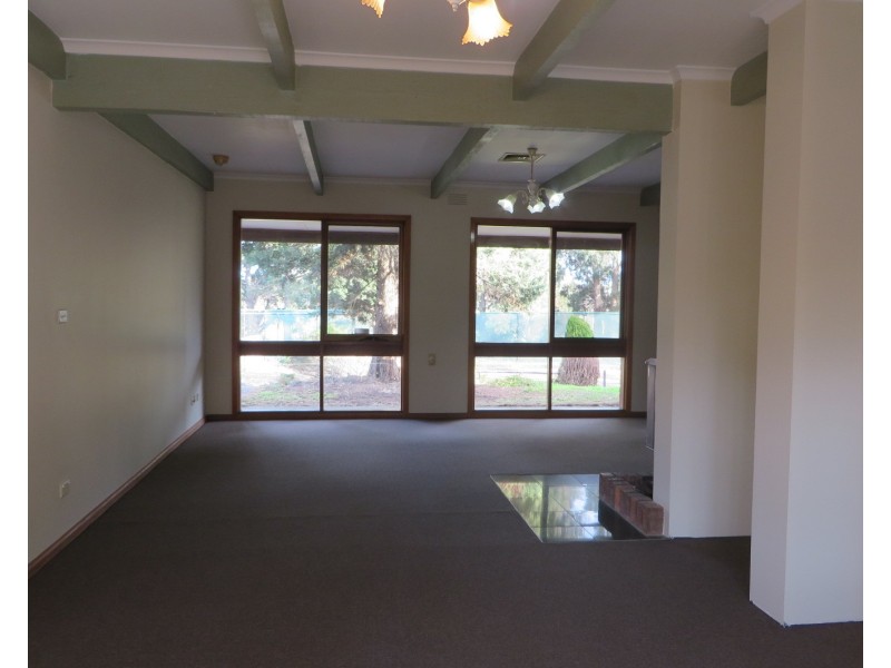 675 Bridge Inn Road, Doreen VIC 3754