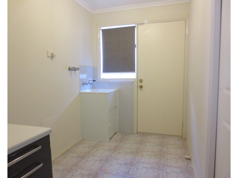 27 Jolly Terrace, South Morang VIC 3752