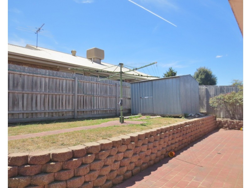 27 Jolly Terrace, South Morang VIC 3752