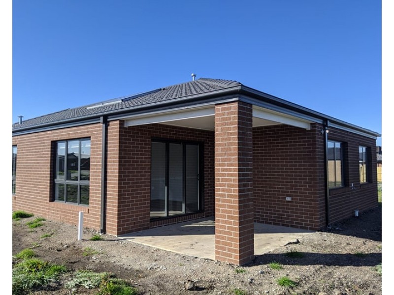 8 Binap Road, Epping VIC 3076