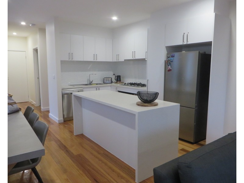 1/90 Saltlake Boulevard, Wollert VIC 3750