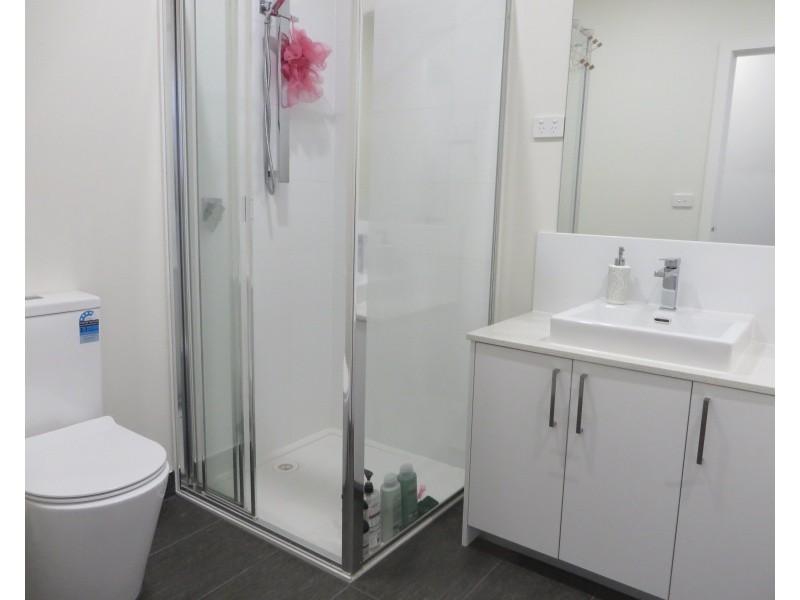 1/90 Saltlake Boulevard, Wollert VIC 3750