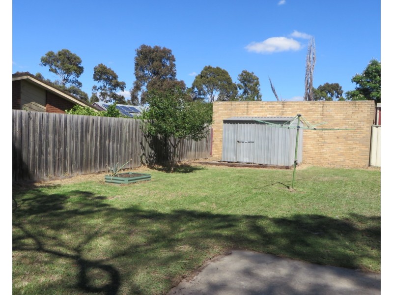 28 Buckmaster Drive, Mill Park VIC 3082