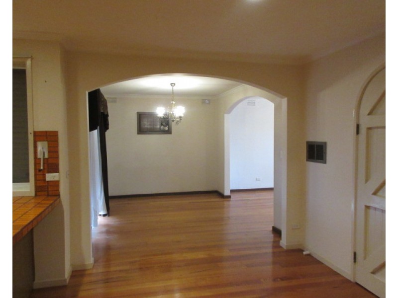 223 Edgars Road, Thomastown VIC 3074