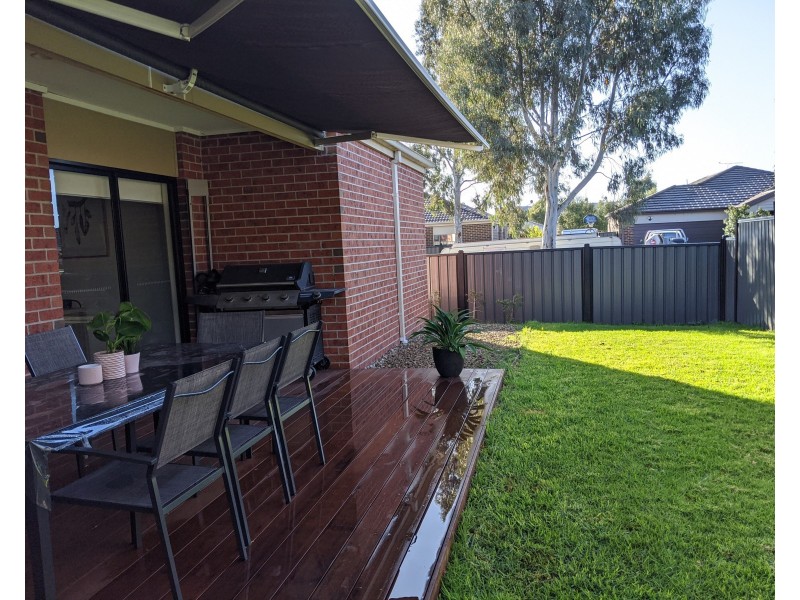 11 Cassinias Grove, Mernda VIC 3754