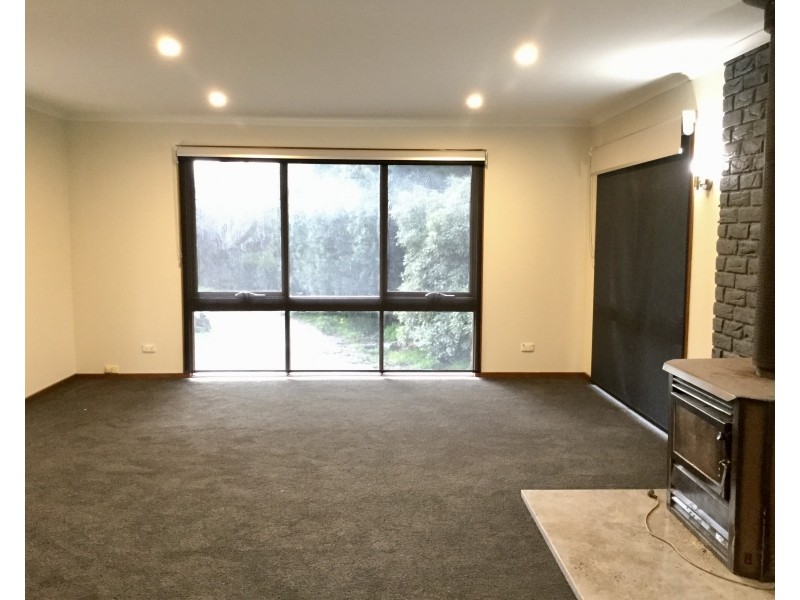 43 Affleck Street, Wandong VIC 3758