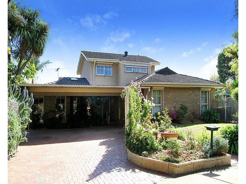 5 Ellerslie Court, Mill Park VIC 3082