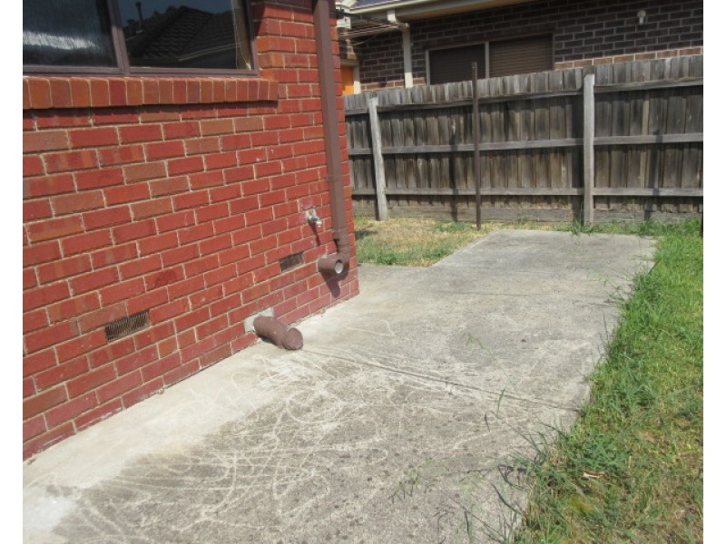 1/37 Hawkes Drive, Mill Park VIC 3082