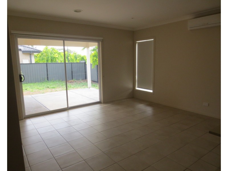 2 Grattan Street, South Morang VIC 3752