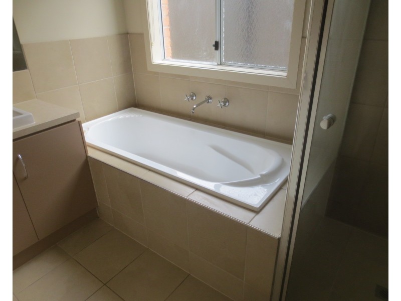 2 Grattan Street, South Morang VIC 3752