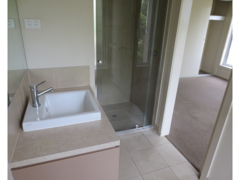 2 Grattan Street, South Morang VIC 3752