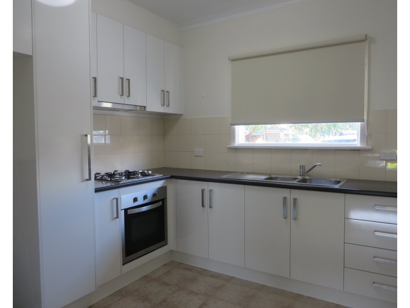 1/26 Cheddar Road, Reservoir VIC 3073