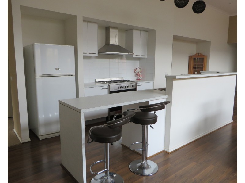 13 Vanin Street, Wollert VIC 3750