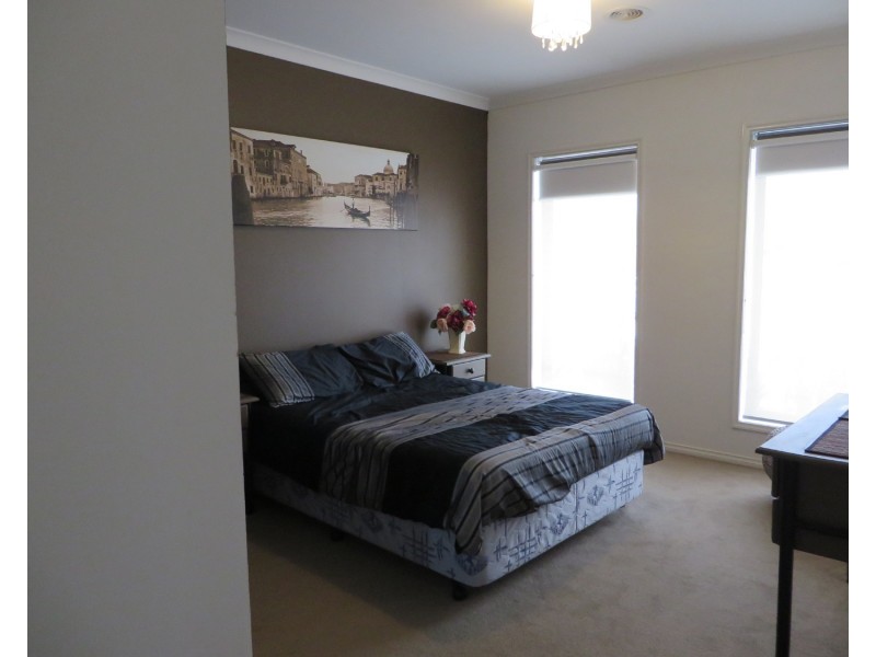 13 Vanin Street, Wollert VIC 3750