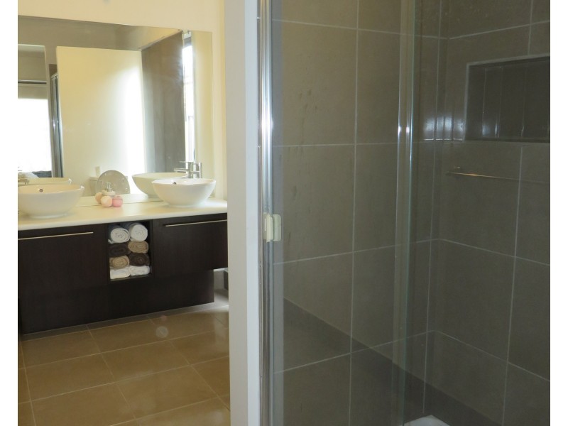 13 Vanin Street, Wollert VIC 3750