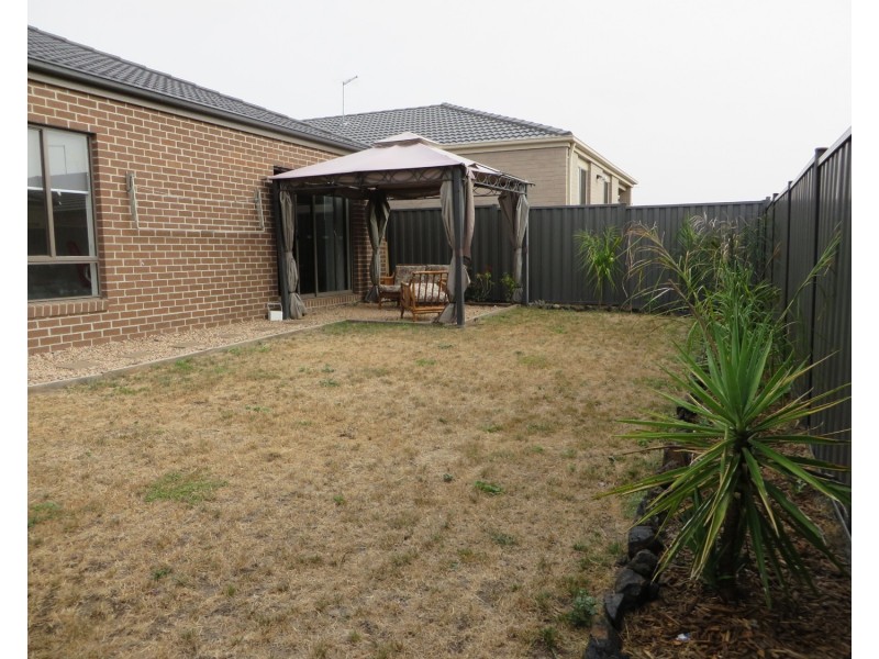 13 Vanin Street, Wollert VIC 3750
